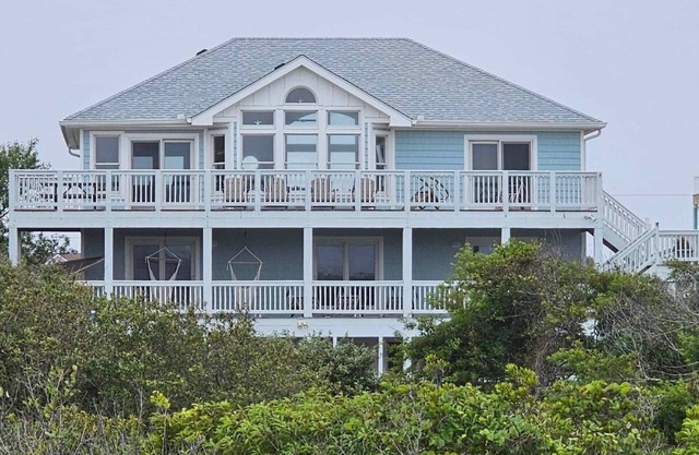 4x4 OBX Beach House with pool & hot tub, horses, steps to the beach!