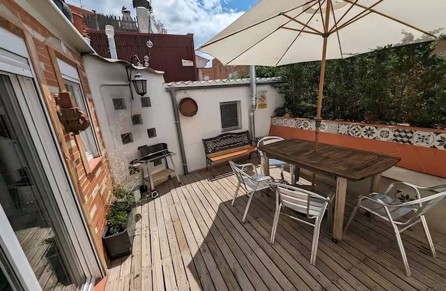 5-123 studio with Private Terrace