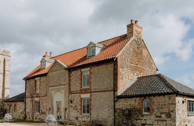5 bedroom accommodation in Pentney, King&rsquo;s Lynn