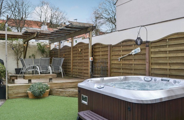 5 bedroom accommodation in Bishop Middleham, near Durham