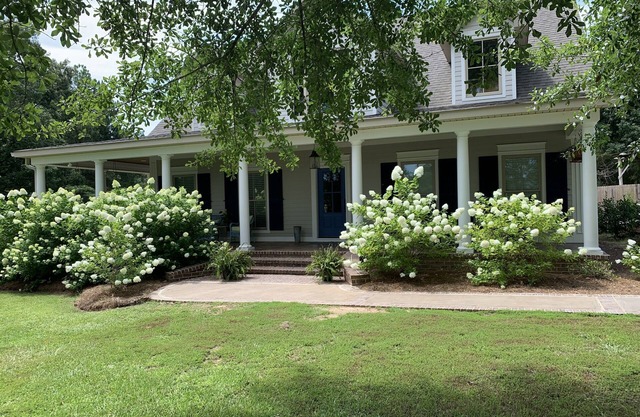 5 Bedroom Farmhouse Chic in Lafayette Cty.15 Minutes from Downtown Oxford