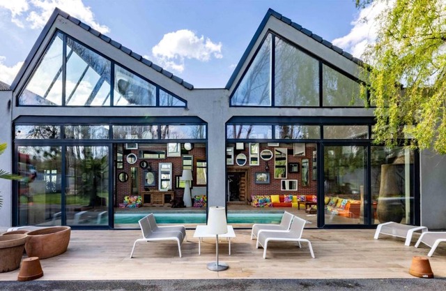 5 Bedroom Gorgeous Home In Breuillet