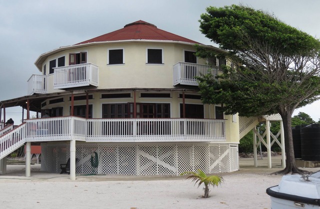5 Bedroom House On Private Beach With Fabulous Fishing And Diving