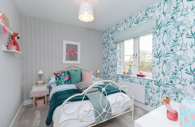 5 Bedroom House located near The Heyford for fab food & drinks & BicesterVillage