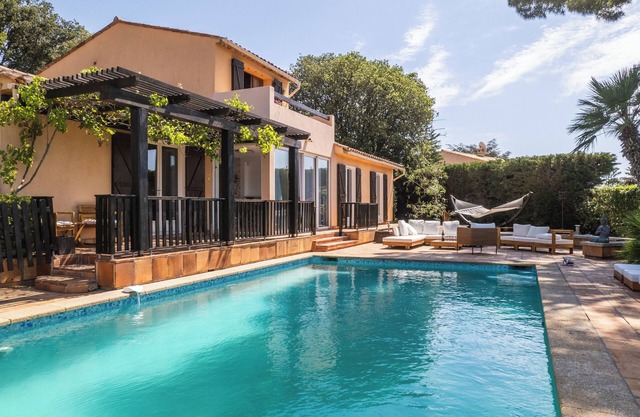 5-Br. VILLA with sauna, swimming pool and sea view