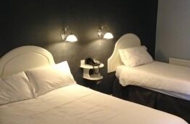 5 Corners Guest Inn
