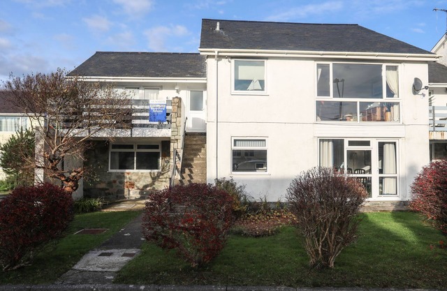 5 GER Y NANT, pet friendly, country holiday cottage in Llanbedrog