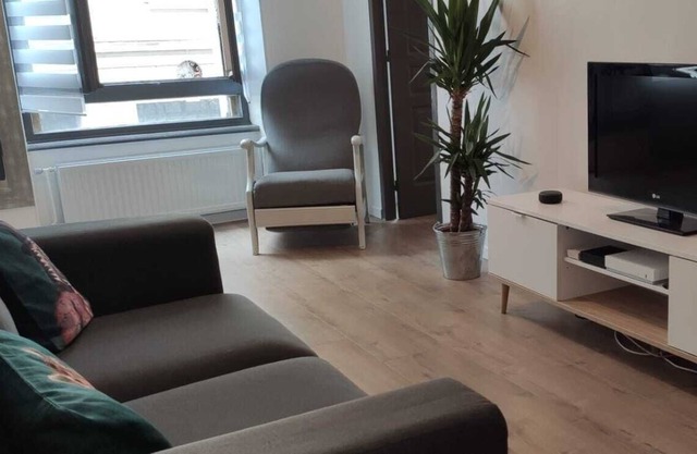 5 Pers. Proche CV, Parking Privé