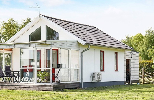 5 person holiday home in Åskloster
