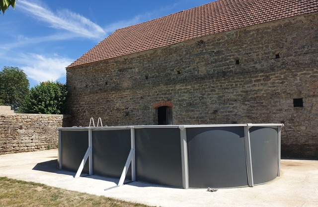 5-person house (ideal for families): above-ground pool installation in 2022