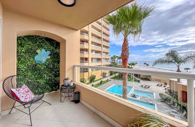 5-Star LaJollaReaCondo-Pools&BeachAccess-Rosarito