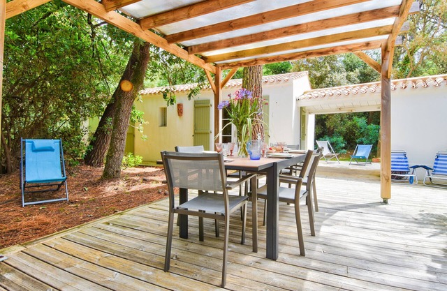 500 m from the beach - garden - house for 6
