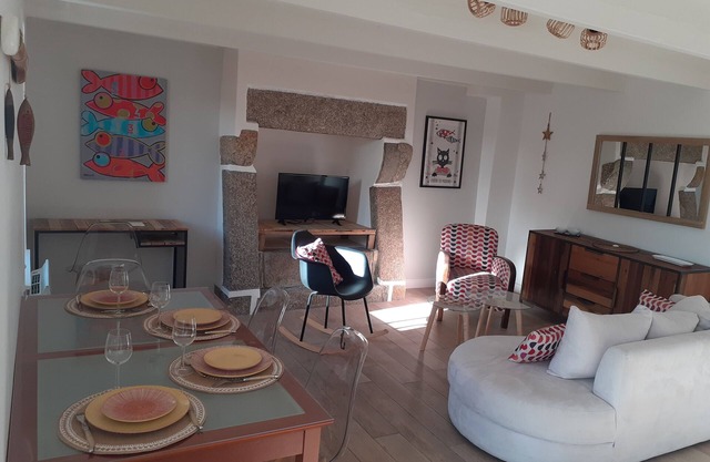 500m from the sea "Ty Nonod" quiet Breton farmhouse in Lampaul Plouarzel