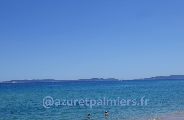 50m sandy beach. All comforts *. Quiet - Private parking - Air-conditioned