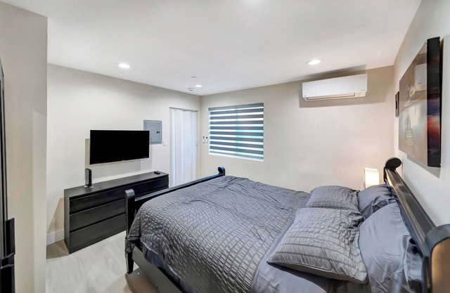 5843 VANALDEN A.D.U With all of the amenities included