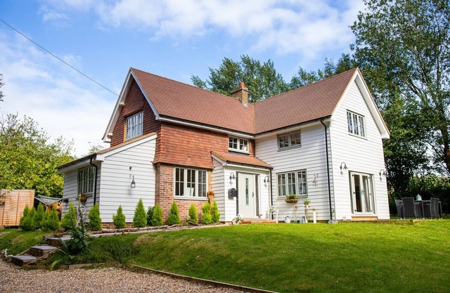 5BR-10Guests-Fireplace-HotTub-Pets ok - Parking
