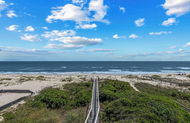 🌴5br 6.5 ba island 🏝 beach front, elevator Spa Club, gym, kayak🐬