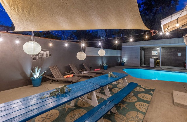 5BR NoHo Fun in the Sun! Pool, Cabana & BBQ!