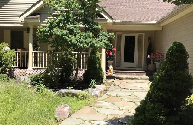 6 BDRM BEAUTIFUL HOME ON ONE FLOOR "LIONS DEN" -Big Boulder,Camelback,Jack Frost