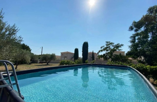 6 Bedroom Agritourism property in Saint-Hilaire-d'Ozilhan