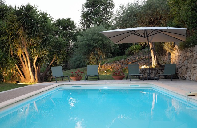 6 Bedroom Villa 4* Grasse Absolute calm swimming pool 10x4 Panorama sea mountain