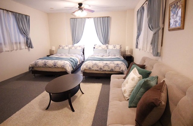 6 minutes by train from Shinjuku station Free Wi/Nakano-ku Tokyo