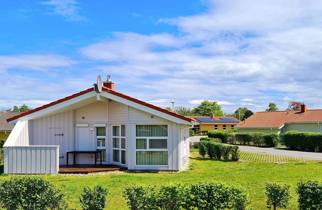 6 person holiday home in GROEMITZ