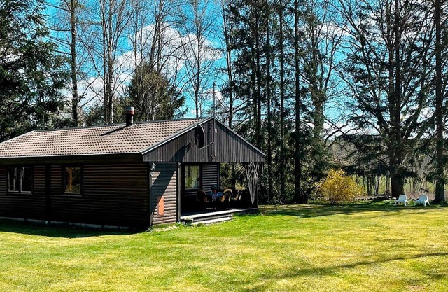 6 person holiday home in BILLINGE