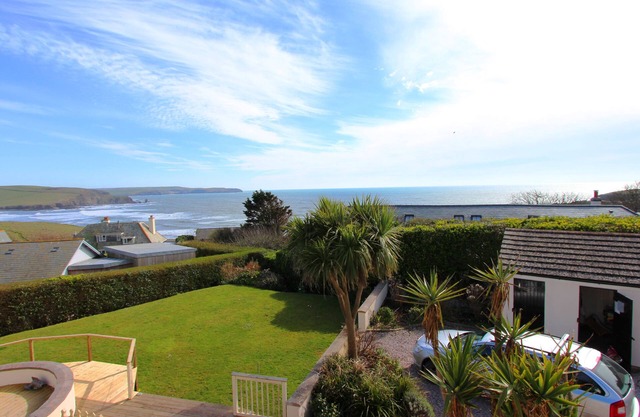 6 TARIFA, family friendly, country holiday cottage in Bigbury-On-Sea