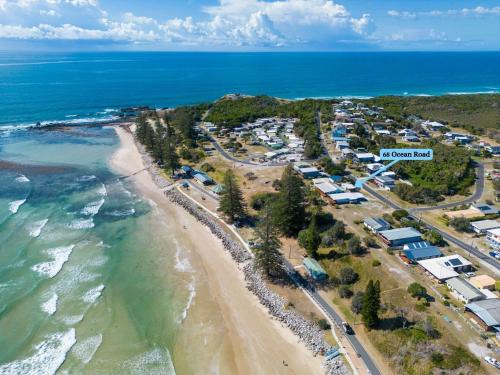 65 Ocean Road, Brooms Head
