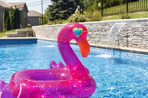 6BR Luxury Stay Prime Spot Games & More