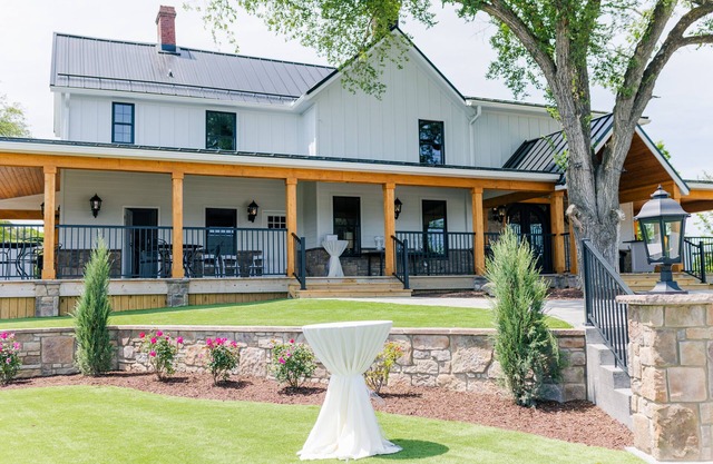 7 Bedrooms, 2 Houses all for 1 Price, 5 BR Large House & 2 BR Carriage House
