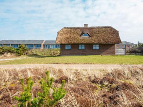 7 person holiday home in Ulfborg-By Traum