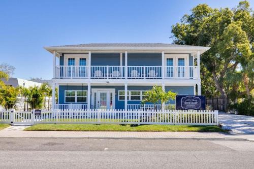 719 Douglas Avenue, Unit A "Sunny"