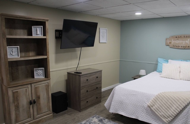 8 Minutes from Beaver Stadium & Downtown l Cozy 2 Bedrooms with WIFI