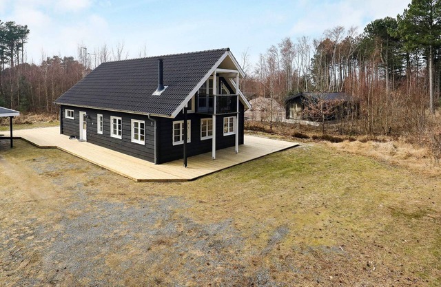 8 person holiday home in Læsø