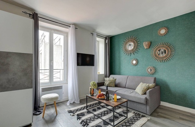 823 Suite Funky - Superb Apartment