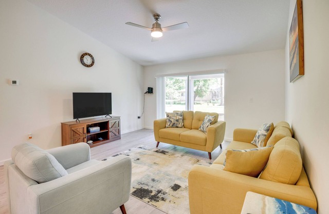 9 Mi to Beach: Brand-New Home in Palm Coast!