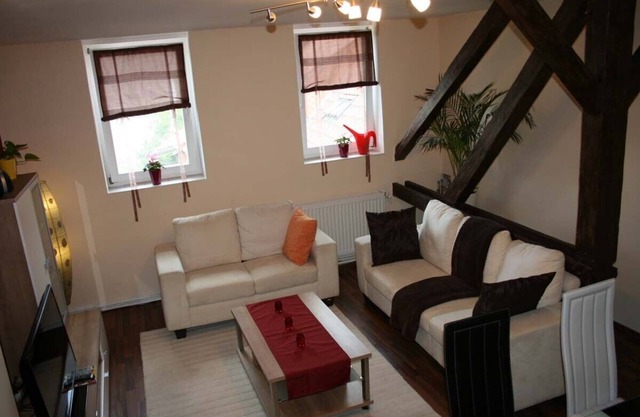 90m2 apartment Berlin sightseeing, country, nature, horse riding & pets welcome