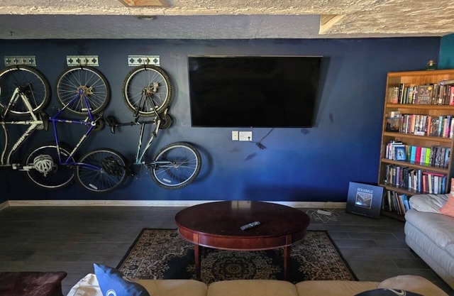 A 2-bedroom house in Georgetown, close to downtown, fully fenced back yard.