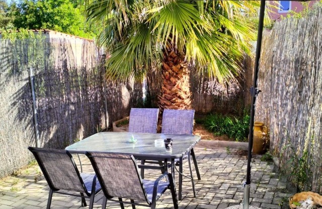 A 2 level house in the heart of the famous Galaxidi only 400m. from the beach.