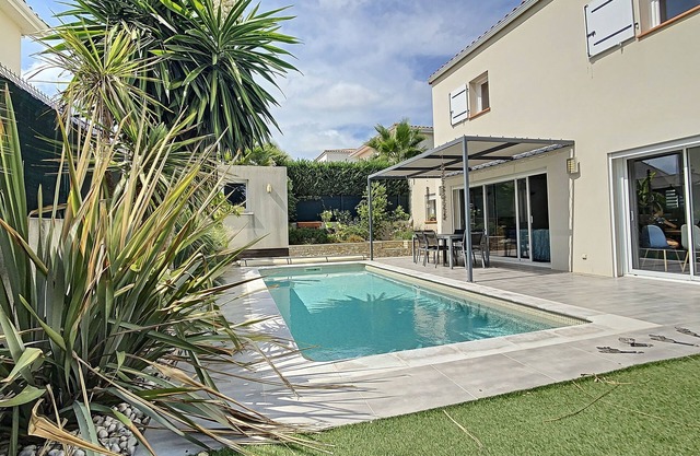A 20 mn de la Plage et 15 mn de Montpellier, au Calme Maison Avec Piscine/jardin