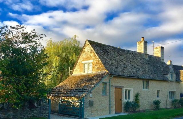A 5* Star Award winning Cotswold Cottage dating from 1670, with Eco credentials