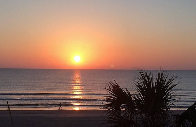 A BEACH LOVER'S PARADISE!!! Beach House with views from every room in the house!