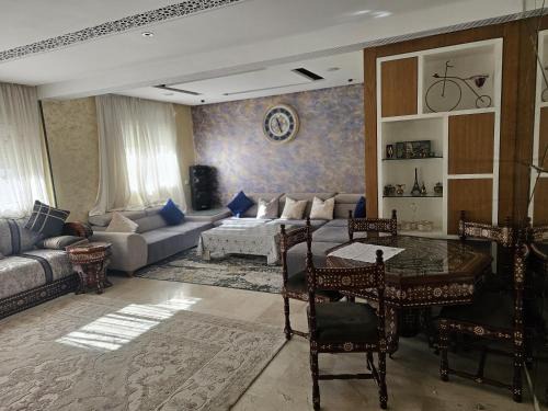A beautiful apartment next to the airport