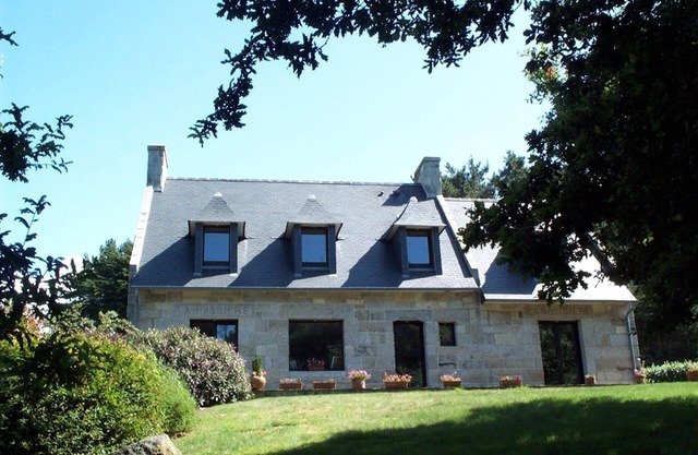 A beautiful stone built house close to the river and the beach - 10 sleeps