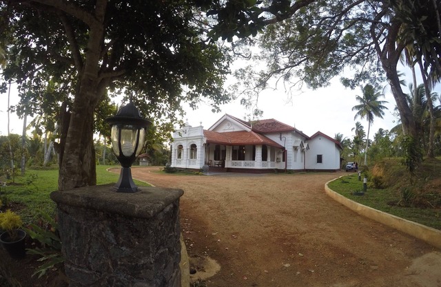 A beautifully refurbished, 4 bed room Colonial Villa