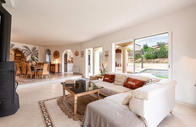 A bella Gaïa - Four Bedroom Villa, Sleeps 10