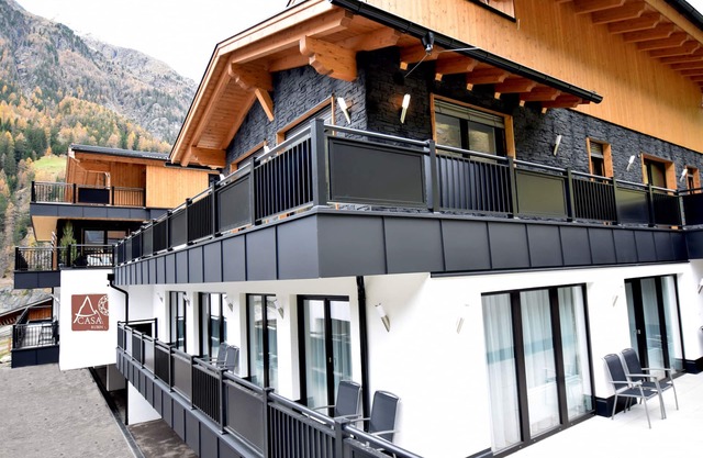 A CASA Rubin Chalet & Studio Resort