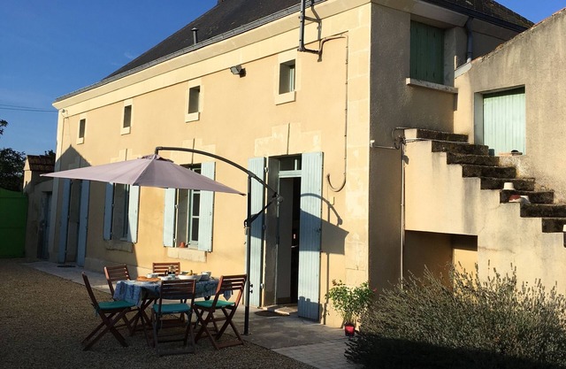 A characterful house sleeping 6 - book with HA 7866195 for parties of up to 20
